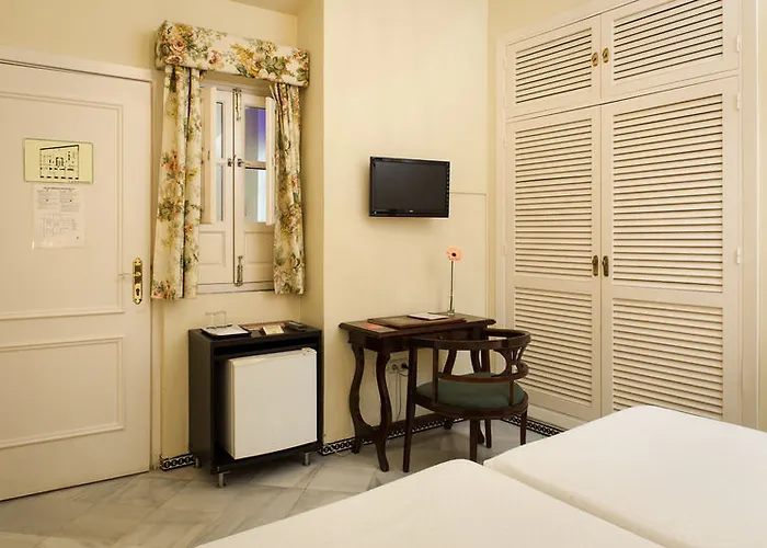 Bypillow Abril Hotel Siviglia