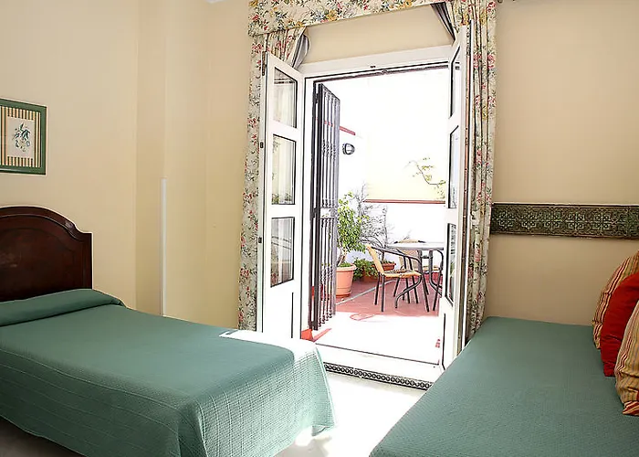 Hotel Bypillow Abril