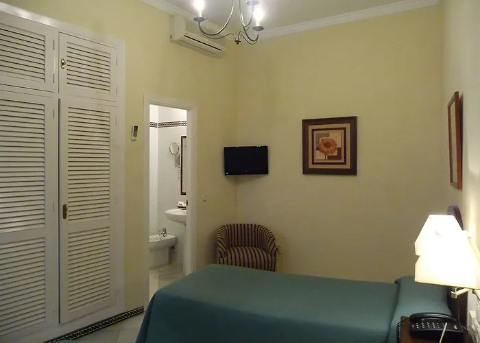 Bypillow Abril Hotel 2*