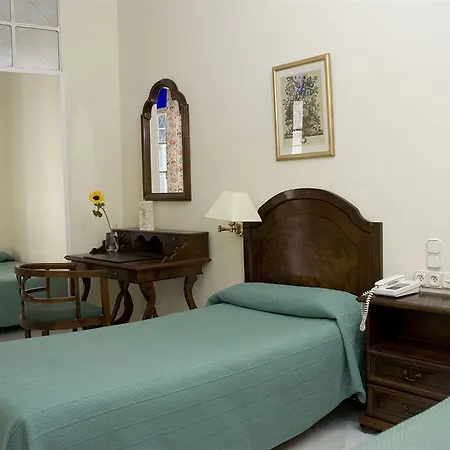 فندق Bypillow Abril 2*