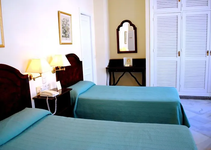 Hotel Bypillow Abril
