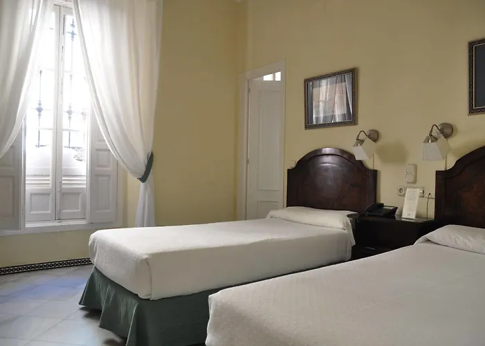 Hotel Bypillow Abril